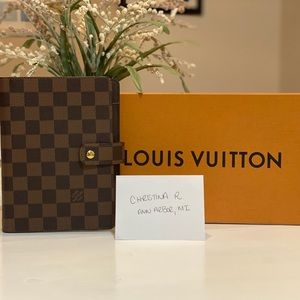Authentic Louis Vuitton MM Agenda